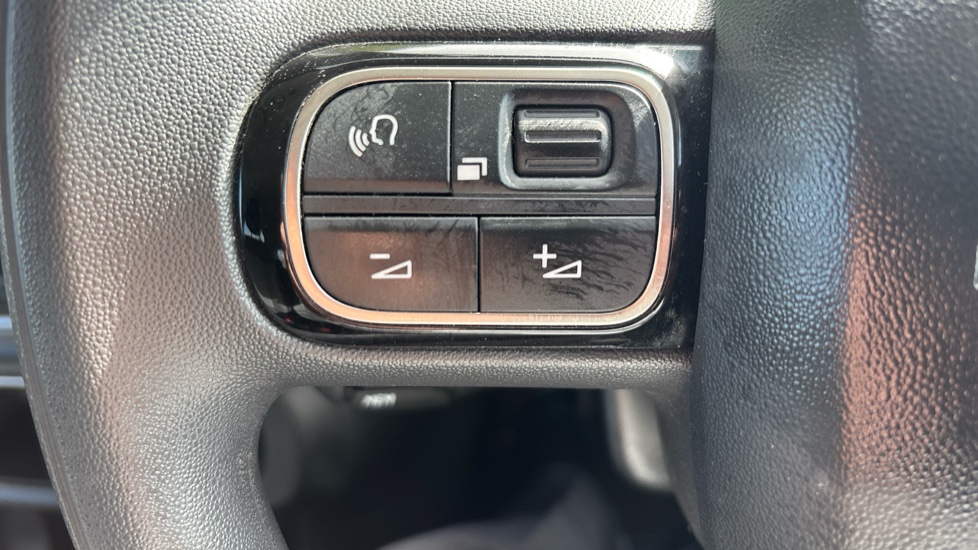 Citroen C3 1.2 PureTech 110 C-Series Edition 5dr EAT6 Petrol Hatchback - Image 30