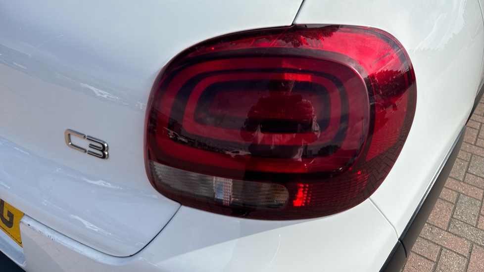 Citroen C3 1.2 PureTech 110 C-Series Edition 5dr EAT6 Petrol Hatchback - Image 42