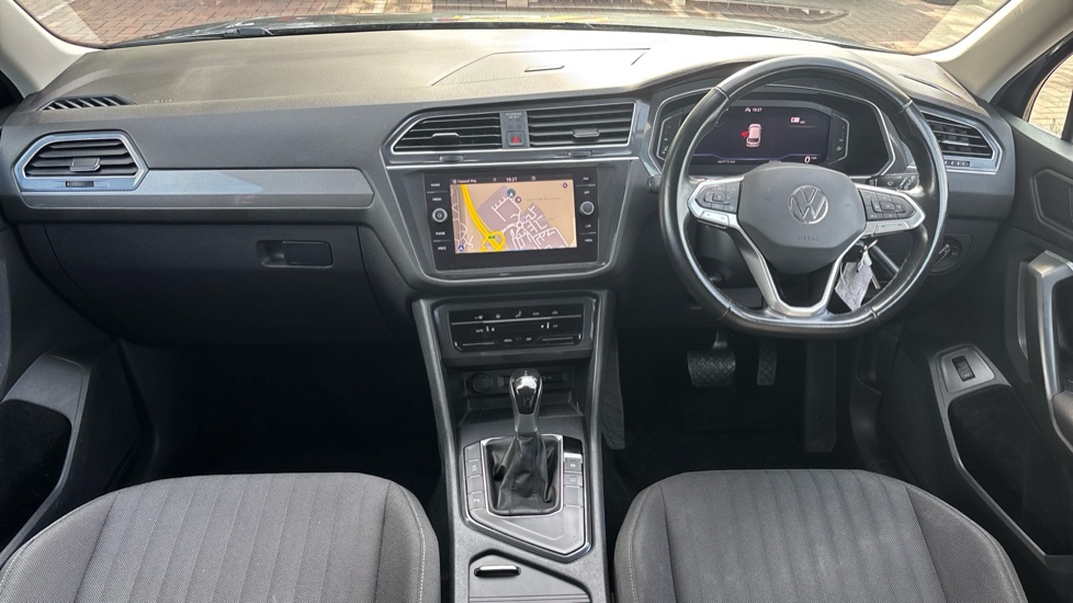 Volkswagen Tiguan Allspace 1.5 TSI Life 5dr DSG Petrol Estate - Image 10