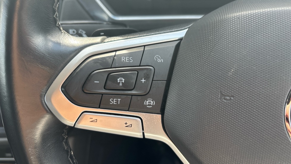 Volkswagen Tiguan Allspace 1.5 TSI Life 5dr DSG Petrol Estate - Image 31