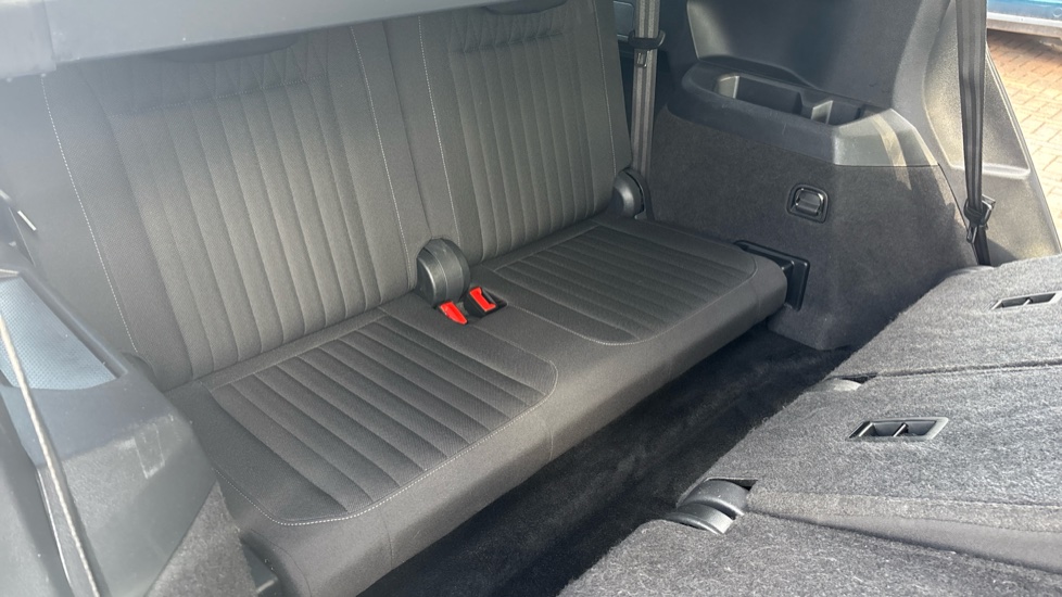 Volkswagen Tiguan Allspace 1.5 TSI Life 5dr DSG Petrol Estate - Image 38