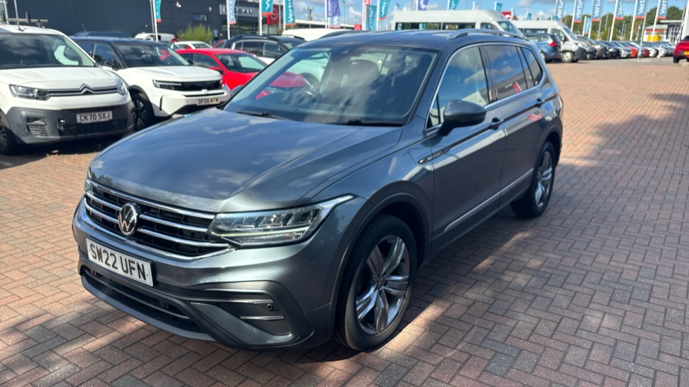 Volkswagen Tiguan Allspace 1.5 TSI Life 5dr DSG Petrol Estate - Image 45