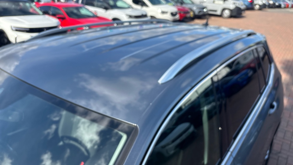 Volkswagen Tiguan Allspace 1.5 TSI Life 5dr DSG Petrol Estate - Image 48
