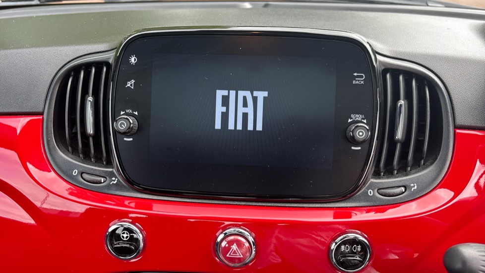Fiat 500 1.0 Mild Hybrid 3dr Petrol Hatchback - Image 12