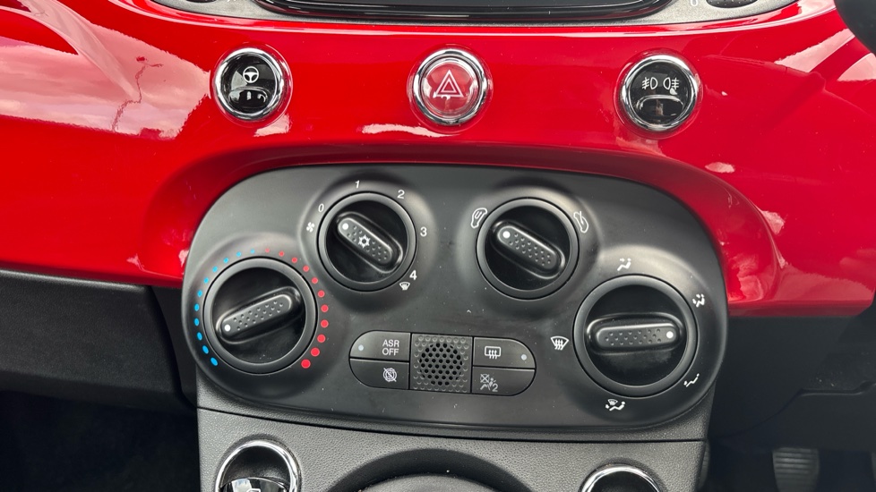 Fiat 500 1.0 Mild Hybrid 3dr Petrol Hatchback - Image 26