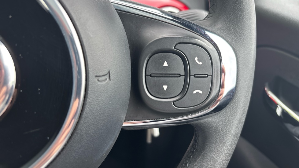 Fiat 500 1.0 Mild Hybrid 3dr Petrol Hatchback - Image 31