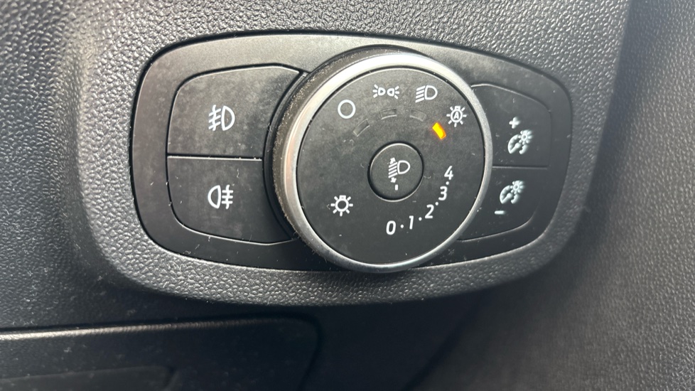 Ford Fiesta 1.0 EcoBoost 95 ST-Line Edition 5dr Petrol Hatchback - Image 37