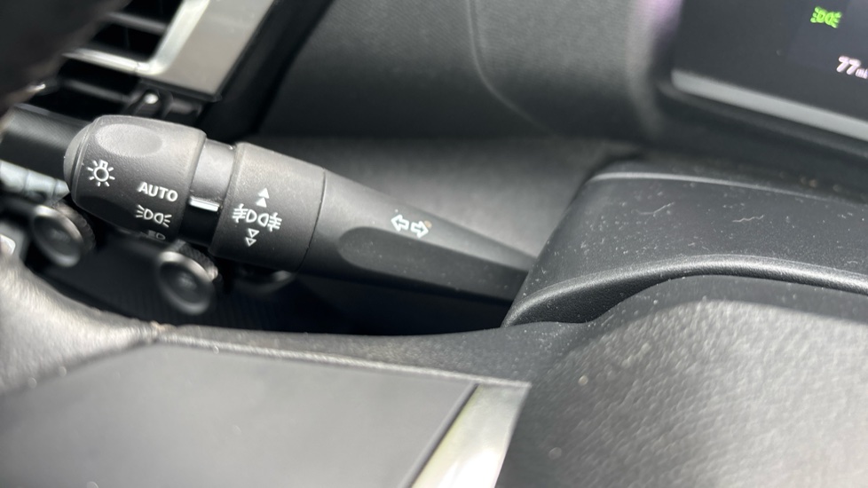 Citroen C4 1.2 PureTech [130] Sense Plus 5dr Petrol Hatchback - Image 32