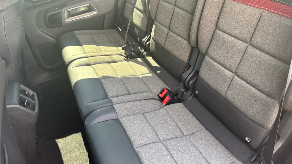 Citroen C5 Aircross 1.5 BlueHDi 130 Flair 5dr Diesel Hatchback - Image 16