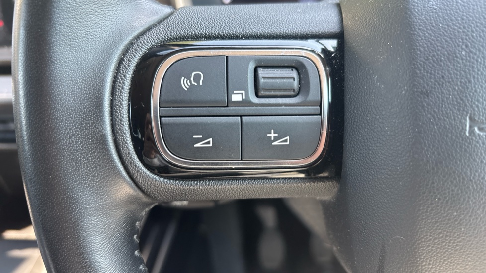 Citroen C5 Aircross 1.5 BlueHDi 130 Flair 5dr Diesel Hatchback - Image 31