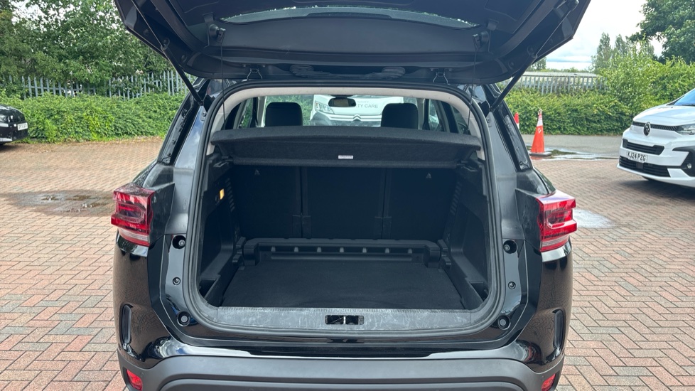 Citroen C5 Aircross 1.2 PureTech Shine 5dr Petrol Hatchback - Image 4