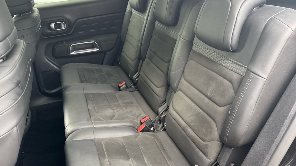 Citroen C5 Aircross 1.2 PureTech Shine 5dr Petrol Hatchback - Image 16