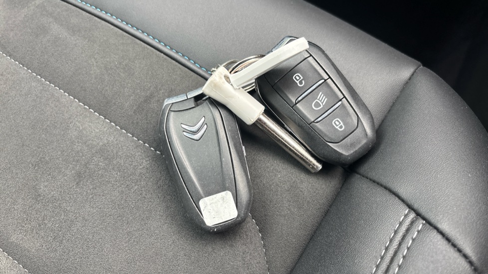 Citroen C5 Aircross 1.2 PureTech Shine 5dr Petrol Hatchback - Image 20