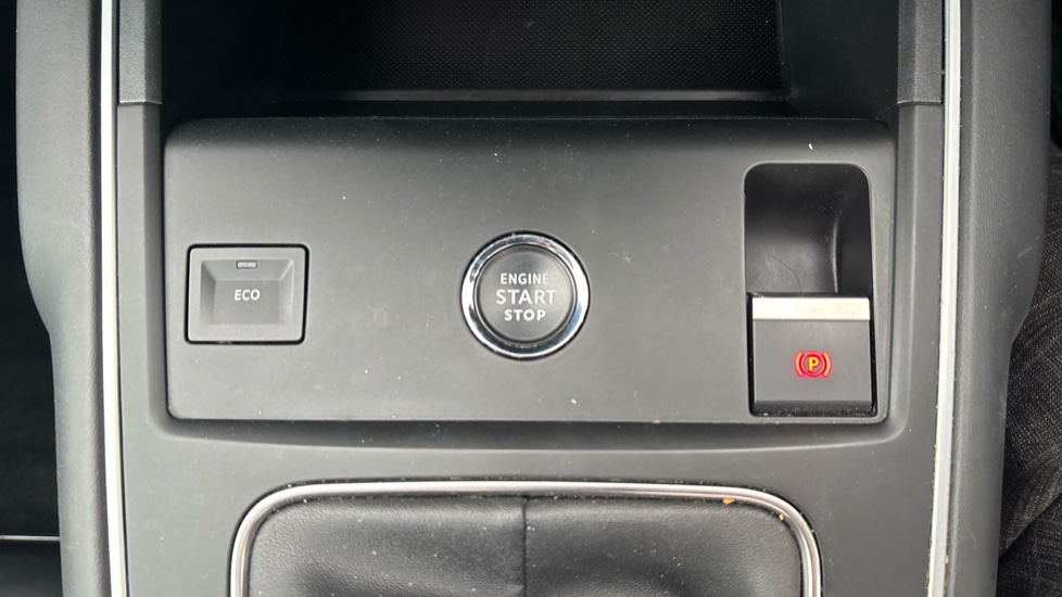 Citroen C5 Aircross 1.2 PureTech Shine 5dr Petrol Hatchback - Image 30