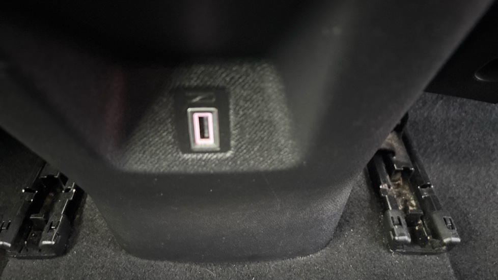 Citroen C5 Aircross 1.2 PureTech Shine 5dr Petrol Hatchback - Image 34