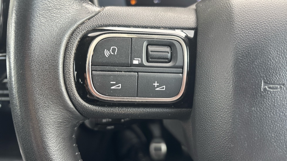 Citroen C5 Aircross 1.2 PureTech Shine 5dr Petrol Hatchback - Image 35