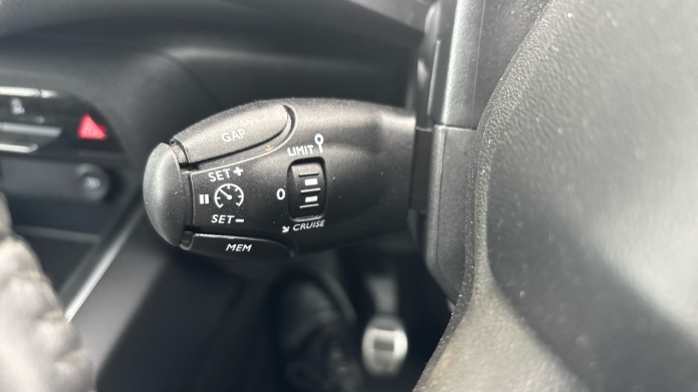 Citroen C5 Aircross 1.2 PureTech Shine 5dr Petrol Hatchback - Image 36