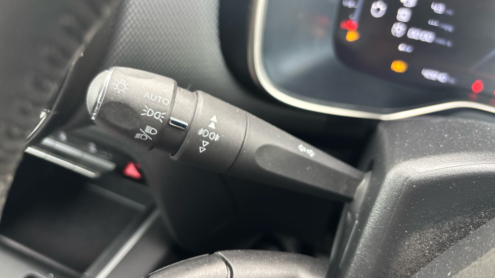 Citroen C5 Aircross 1.2 PureTech Shine 5dr Petrol Hatchback - Image 37