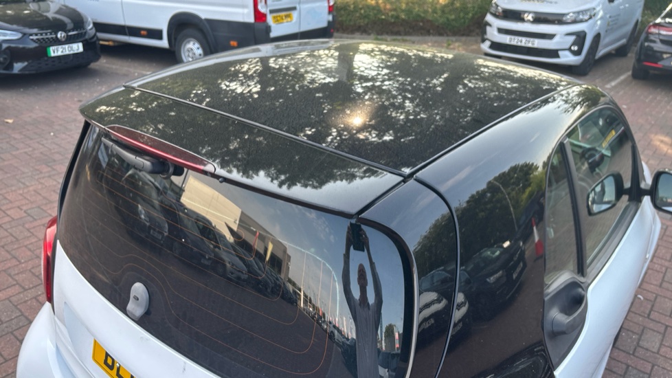 smart fortwo coupe 1.0 Prime 2dr Petrol Coupe - Image 40