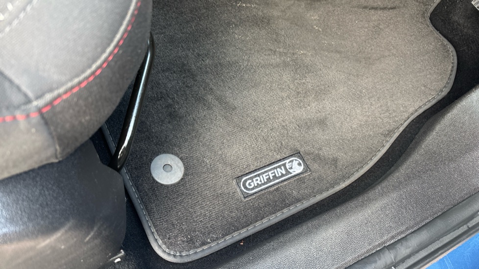Vauxhall Corsa 1.4 [75] Griffin 3dr Petrol Hatchback - Image 36