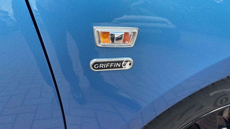Vauxhall Corsa 1.4 [75] Griffin 3dr Petrol Hatchback - Image 37