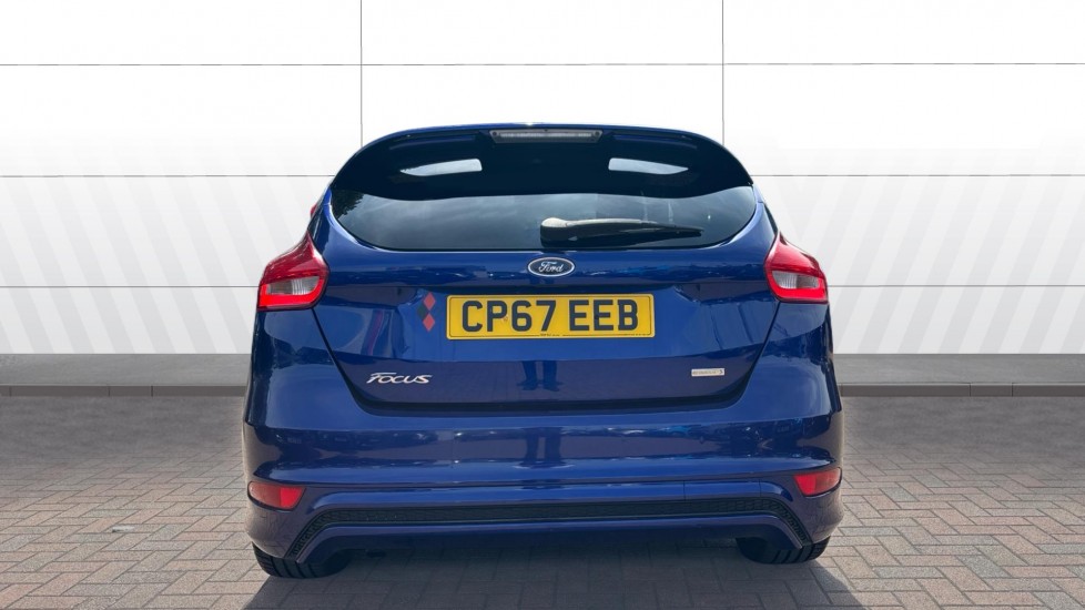 Ford Focus 1.0 EcoBoost 125 ST-Line 5dr Petrol Hatchback - Image 6