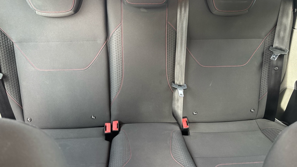 Ford Focus 1.0 EcoBoost 125 ST-Line 5dr Petrol Hatchback - Image 15