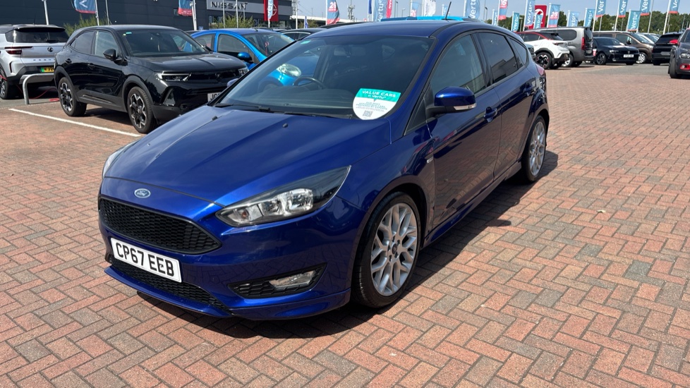 Ford Focus 1.0 EcoBoost 125 ST-Line 5dr Petrol Hatchback - Image 43