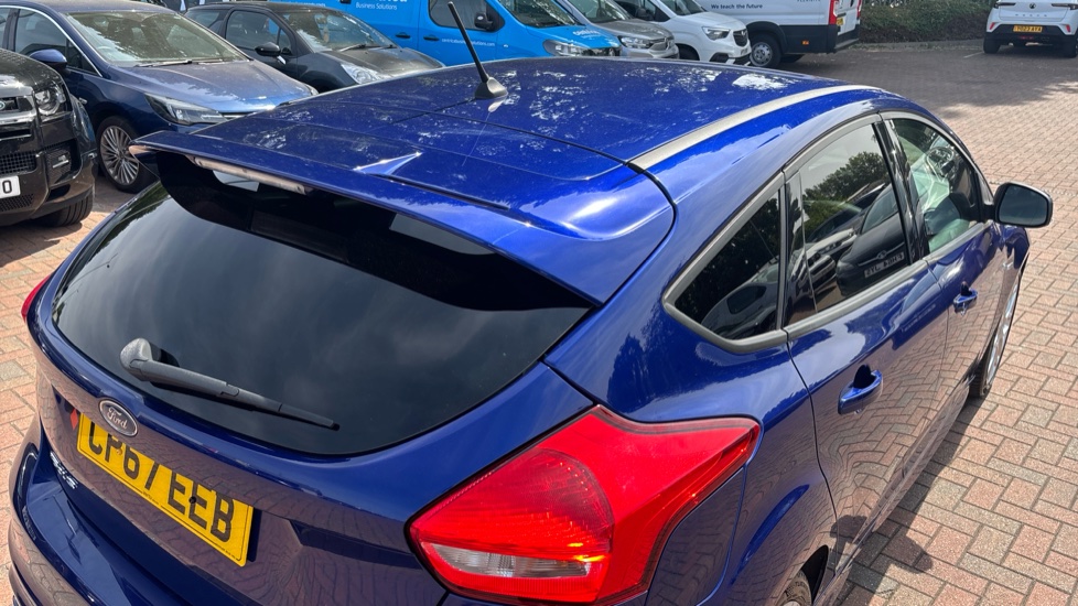 Ford Focus 1.0 EcoBoost 125 ST-Line 5dr Petrol Hatchback - Image 47