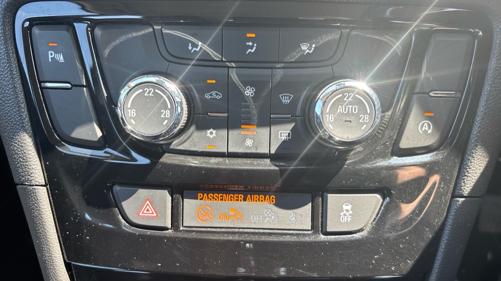 Vauxhall Mokka X 1.4T Active 5dr Petrol Hatchback - Image 24