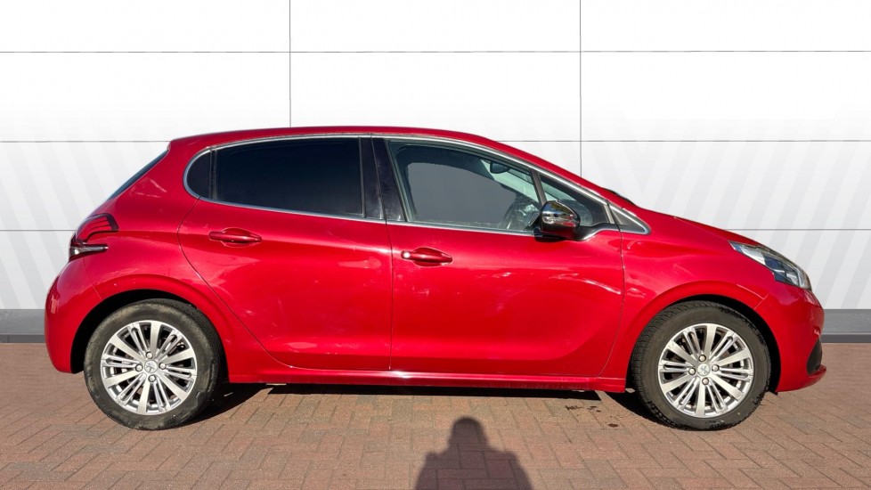 Peugeot 208 1.2 PureTech 110 Allure 5dr EAT6 Petrol Hatchback - Image 5
