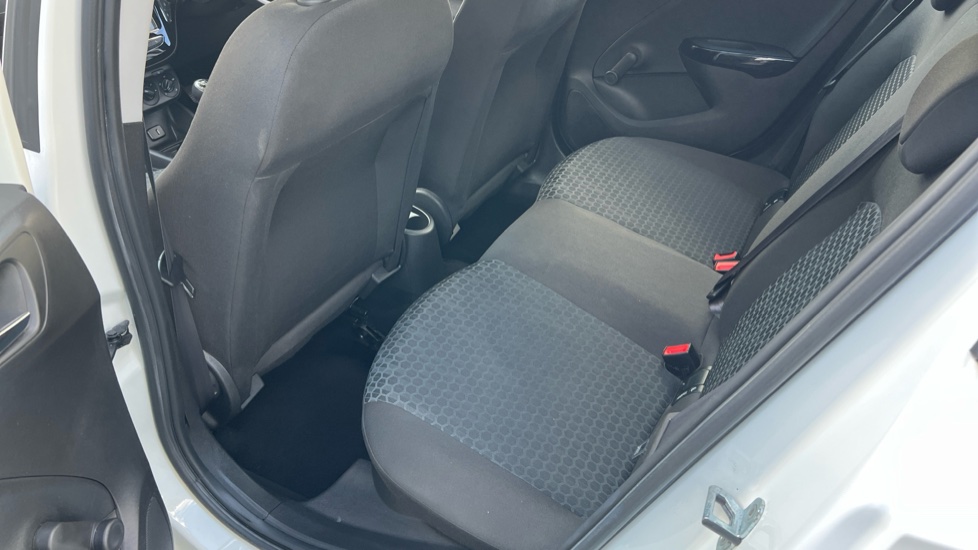 Vauxhall Corsa 1.4 [75] Design 5dr Petrol Hatchback - Image 16