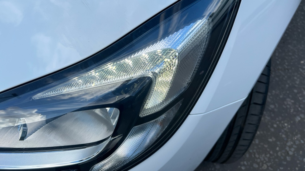 Vauxhall Corsa 1.4 [75] Design 5dr Petrol Hatchback - Image 21