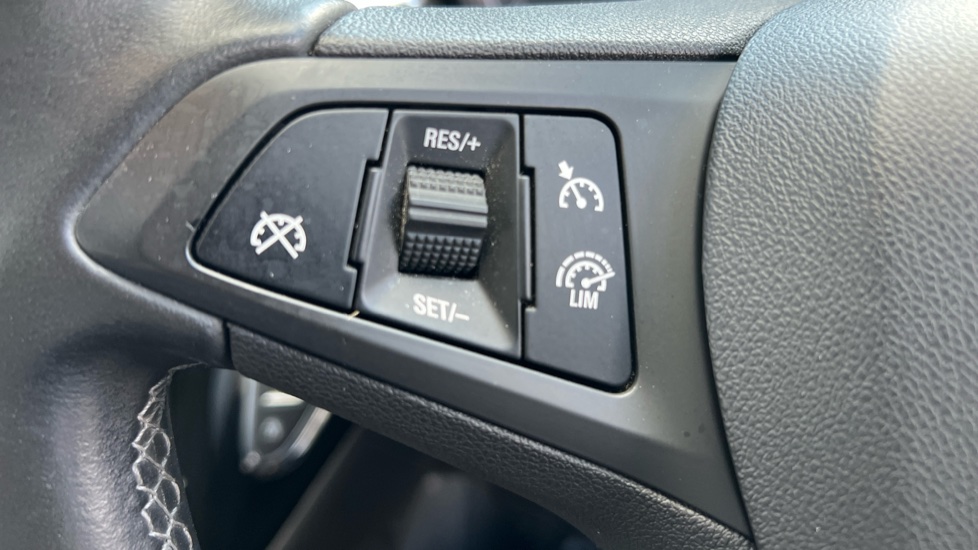 Vauxhall Corsa 1.4 [75] Design 5dr Petrol Hatchback - Image 27
