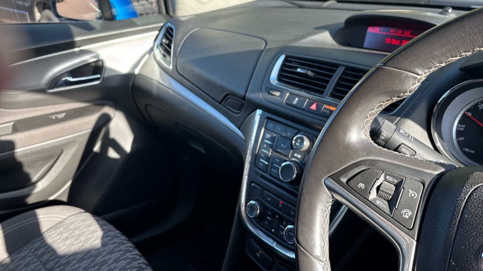 Vauxhall Mokka 1.6i Exclusiv 5dr Petrol Hatchback - Image 14