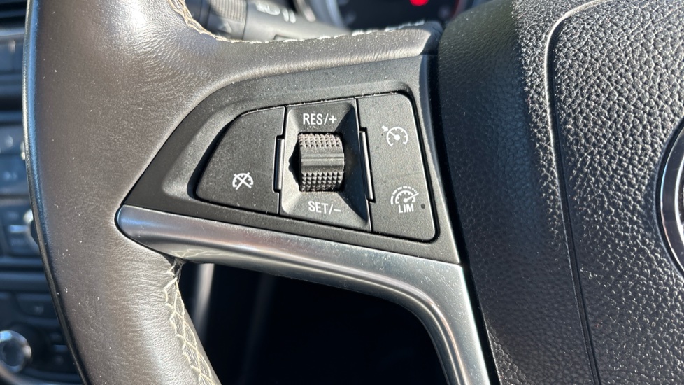 Vauxhall Mokka 1.6i Exclusiv 5dr Petrol Hatchback - Image 24