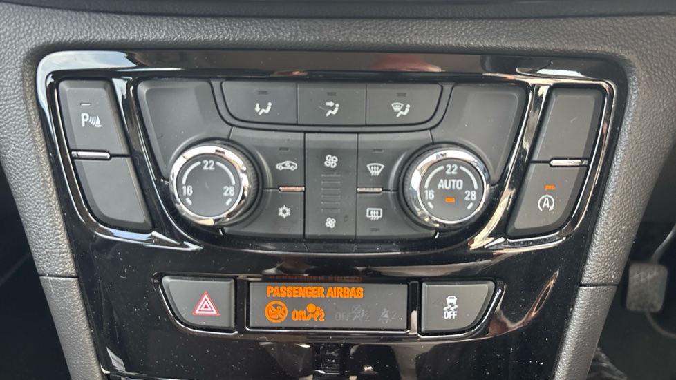 Vauxhall Mokka X 1.4T ecoTEC Active 5dr Petrol Hatchback - Image 26