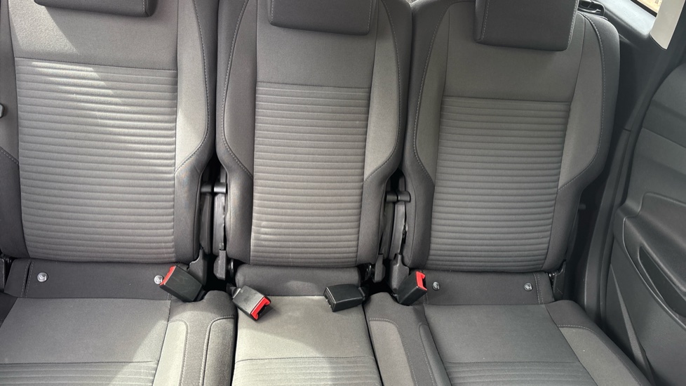 Ford C-MAX 1.5 TDCi Titanium 5dr Powershift Diesel Estate - Image 15
