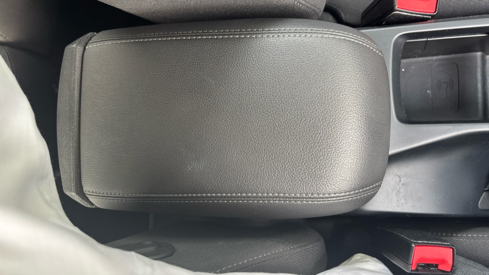 Ford C-MAX 1.5 TDCi Titanium 5dr Powershift Diesel Estate - Image 30