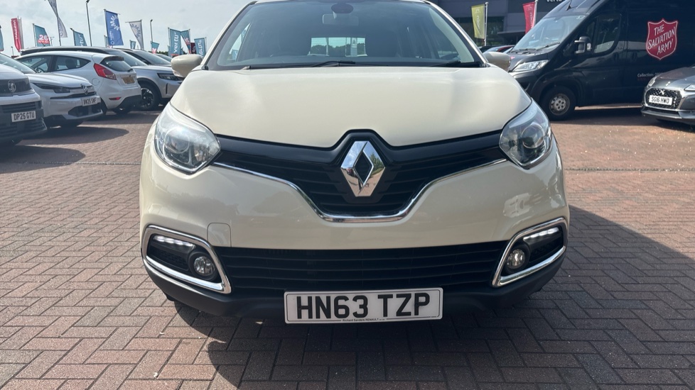 Renault Captur 0.9 TCE 90 Expression+ Energy 5dr Petrol Hatchback - Image 35