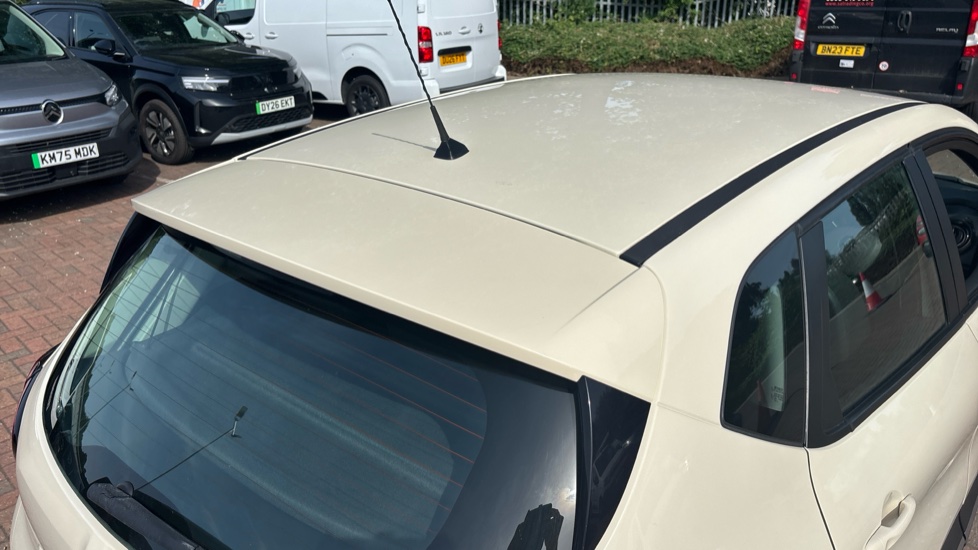 Renault Captur 0.9 TCE 90 Expression+ Energy 5dr Petrol Hatchback - Image 40