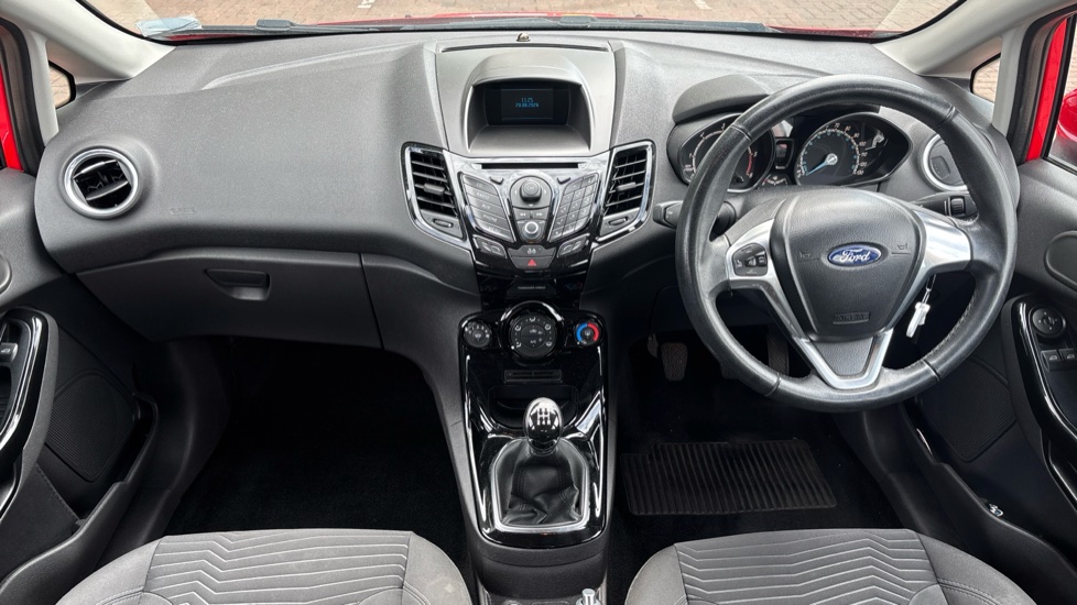 Ford Fiesta 1.5 TDCi Zetec 5dr Diesel Hatchback - Image 10