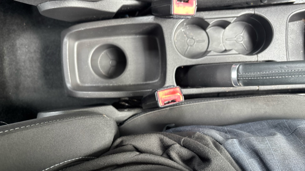 Ford Fiesta 1.5 TDCi Zetec 5dr Diesel Hatchback - Image 28