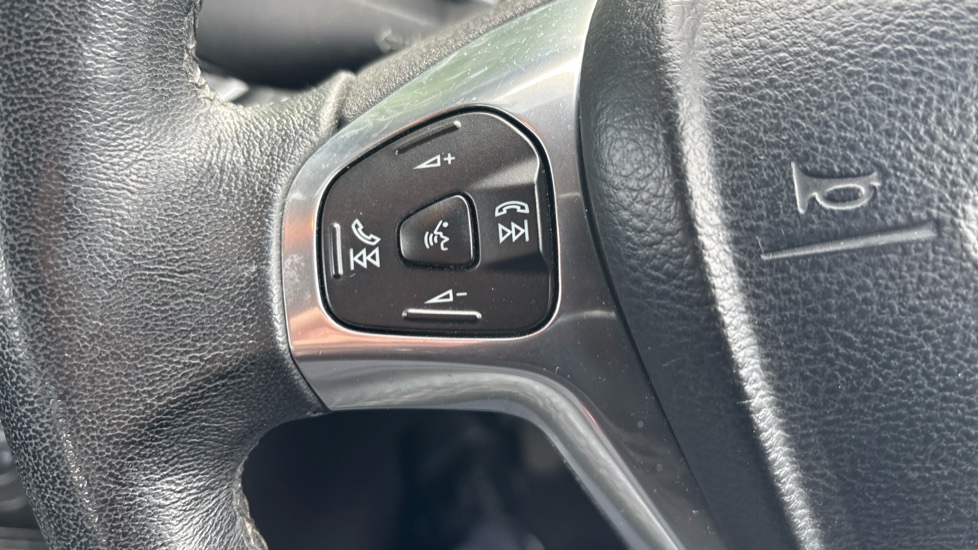 Ford Fiesta 1.5 TDCi Zetec 5dr Diesel Hatchback - Image 29