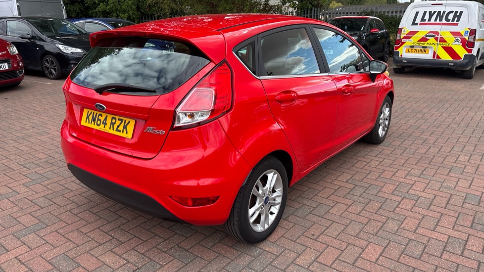 Ford Fiesta 1.5 TDCi Zetec 5dr Diesel Hatchback - Image 40