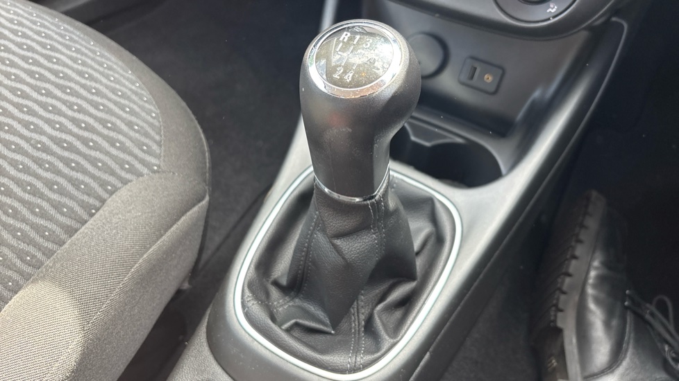 Vauxhall Corsa 1.4 ecoFLEX Energy 3dr [AC] Petrol Hatchback - Image 13