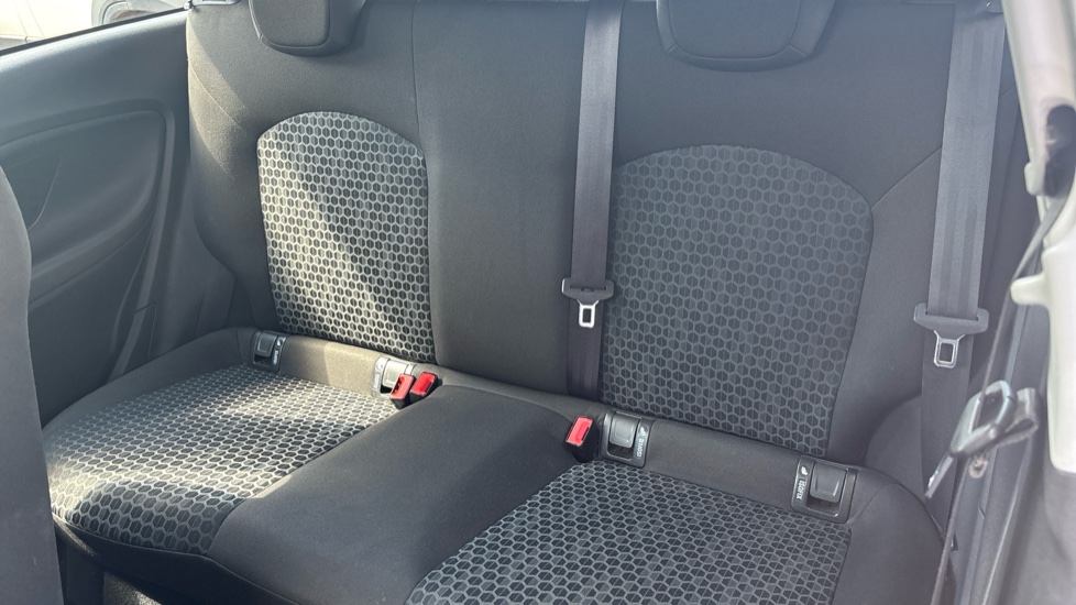 Vauxhall Corsa 1.4 [75] ecoFLEX Sting 3dr Petrol Hatchback - Image 16