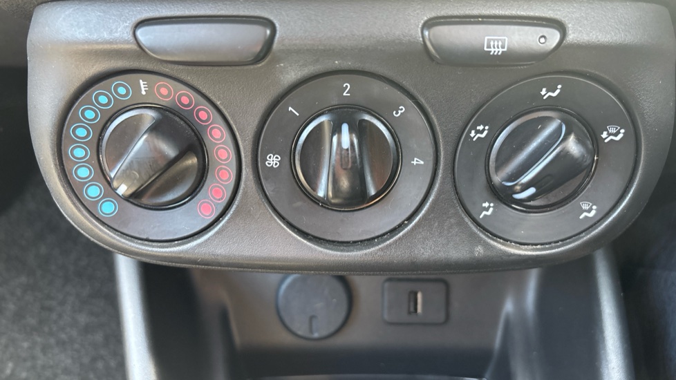 Vauxhall Corsa 1.4 [75] ecoFLEX Sting 3dr Petrol Hatchback - Image 24