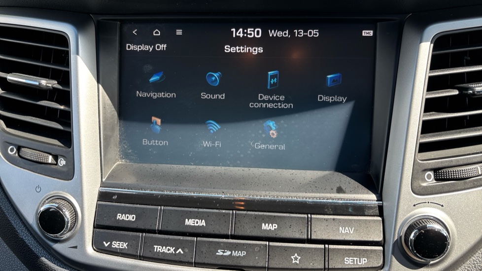 Hyundai TUCSON 1.6 GDi Blue Drive SE Nav 5dr 2WD Petrol Estate - Image 26