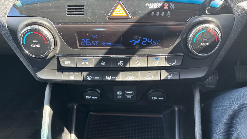 Hyundai TUCSON 1.6 GDi Blue Drive SE Nav 5dr 2WD Petrol Estate - Image 27